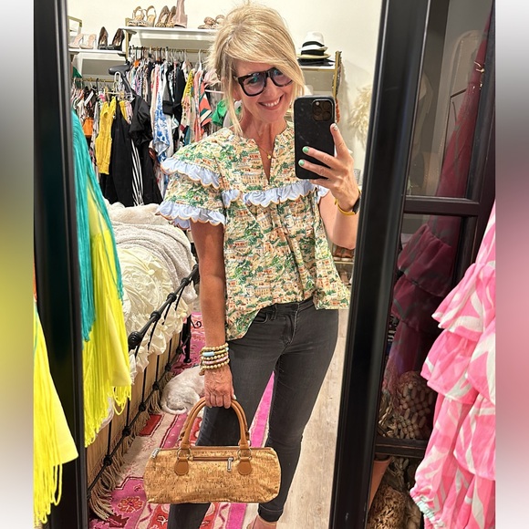 Entro Green and Cream Floral “Italian Countryside”
Blouse with Ruffles - Picture 2 of 8